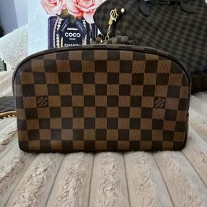 LOUIS VUITTON Trousse Toilette 25 Cosmetic Pouch Bag Damier Brown